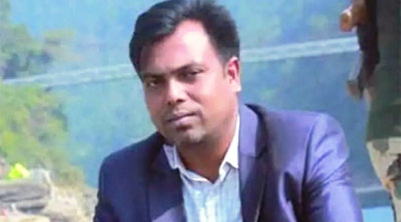 গাজীপুরে সাংবাদিক তুহিন হত্যার ঘটনায় গ্রেপ্তার ৪ গাজীপুরে সাংবাদিক তুহিন হত্যার ঘটনায় গ্রেপ্তার ৪