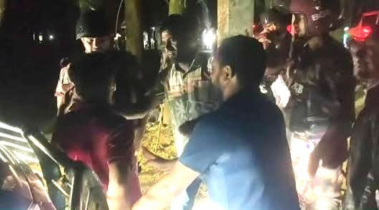 ঠাকুরগাঁওয়ে পুনরায় ভোট গণনার দাবিতে জামায়াতের সড়ক অবরোধ